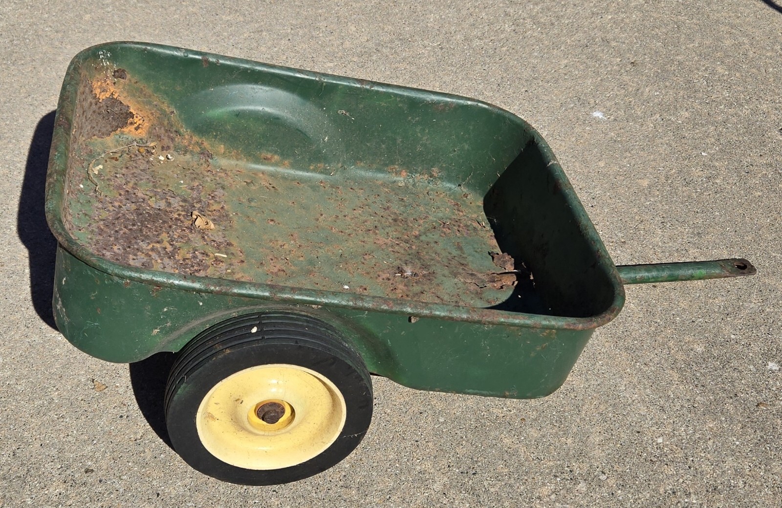 Vintage ERTL John Deere Pedal Tractor Tow Behind Trailor/Wagon