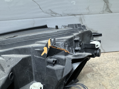 Mercedes GLC 2015-2020 Driver Headlight W253 X253 PN:A2539065401 - Picture 5 of 10