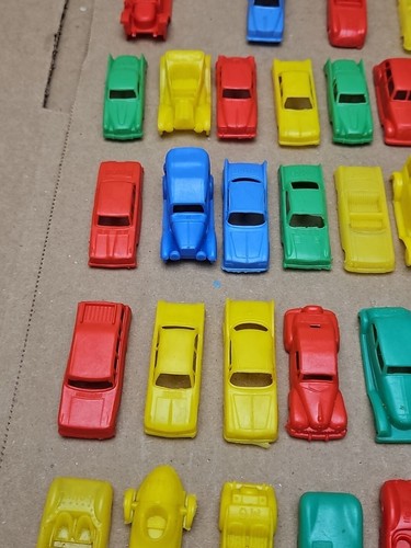 Vtg Plastic Cars 1950s 60s USA Germany Great Britain Italy France Sweden MPC 60+ - Picture 6 of 24