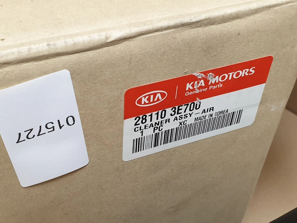 Kia Sorento Air Intake Cleaner Filter Box 2.5 CRDI 2006-2011 28110-3E700 Genuine - Image 3 of 4