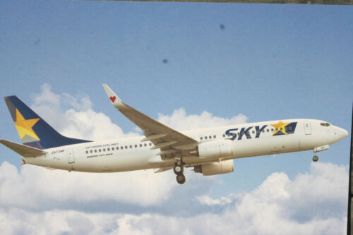 AK Airliner Postcard Flugzeug SKYMARK AIRLINES B.737 - Afbeelding 1 van 2