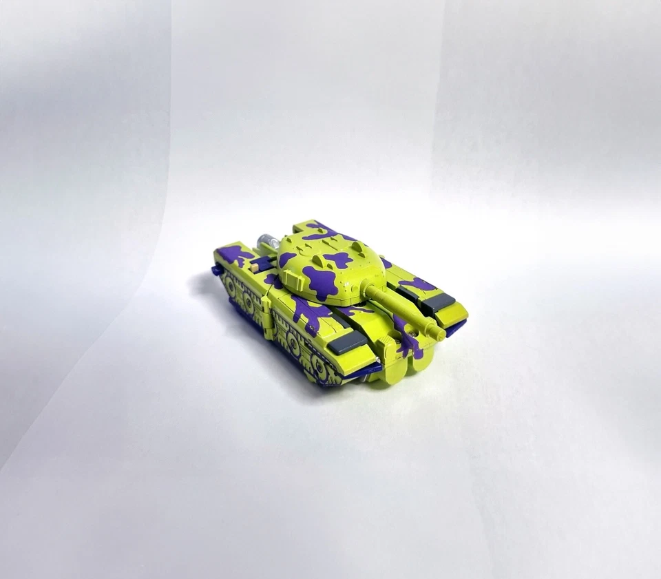 TRANSFORMERS G1 BLITZWING " MEGATRON G2 " Custom Toy figure in Custom box - Image 4 of 4