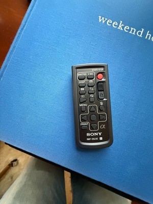 SONY / RMT - DSLR2 Wireless Remote Genuine Camera Control Fresh Battery!