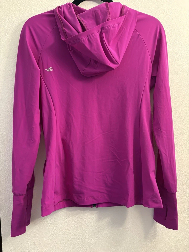 Chaqueta deportiva ajustada con cremallera completa púrpura GRACED BY GRIT Foto 2 de 4