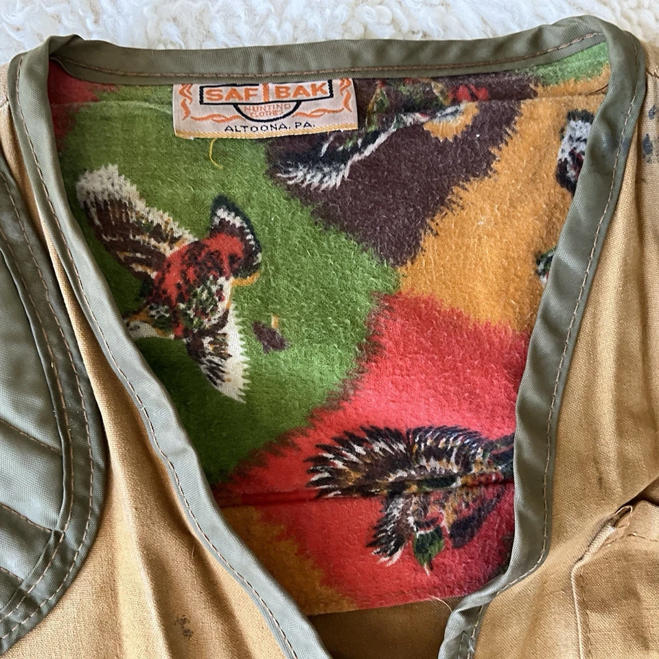 Vintage 1950s 1960s Saf-T-Bak Hunting Vest Ducks  RARE - Image 4 of 4
