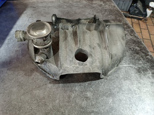 Original VW Golf IV 1J 2.0 Hitzeschutz Abgaskrümmer 06A133228N, 06A131351