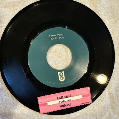 Pearl Jam 45rpm I Am Mine / Undone W/tag