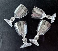 Set of 4 Fostoria "American Lady" Water Goblets / 6 1/8” Tall / Clear