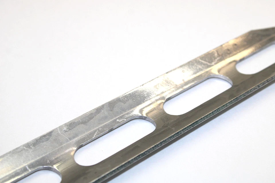 Оригинальный кронштейн для бензобака 1996 Ski-doo Formula Iii 600 517249200 Q3176 - Изображение 3 из 4