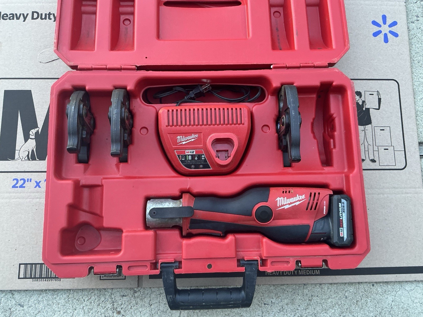 Milwaukee M12 FORCE LOGIC Press Tool Kit 2473-22 (3) jaws 1/2, 3/4, 1"in w/Case