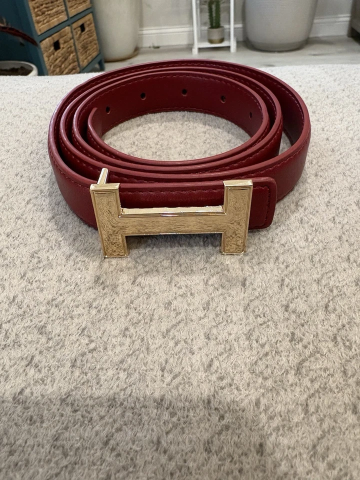 "Cinturón de cuero rojo de lujo con hebilla dorada nuevo con etiquetas 39""" Foto 2 de 4