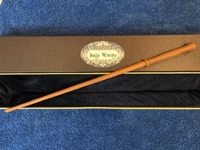 Molly Weasley Wand 14.5", Harry Potter, Ollivander, Noble Wizarding World Mom HP