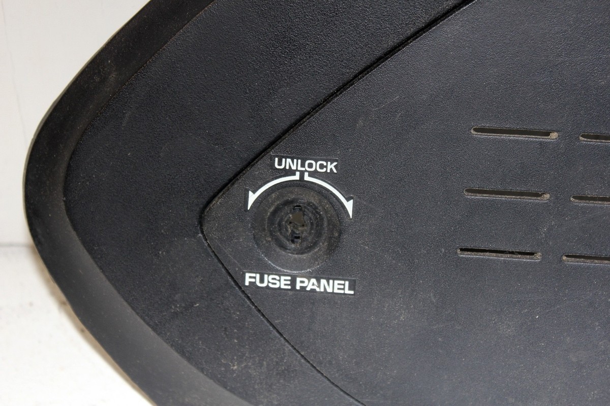 94-96 C4 Corvette Interior Fuse Panel Door Cover and Bezel GM 