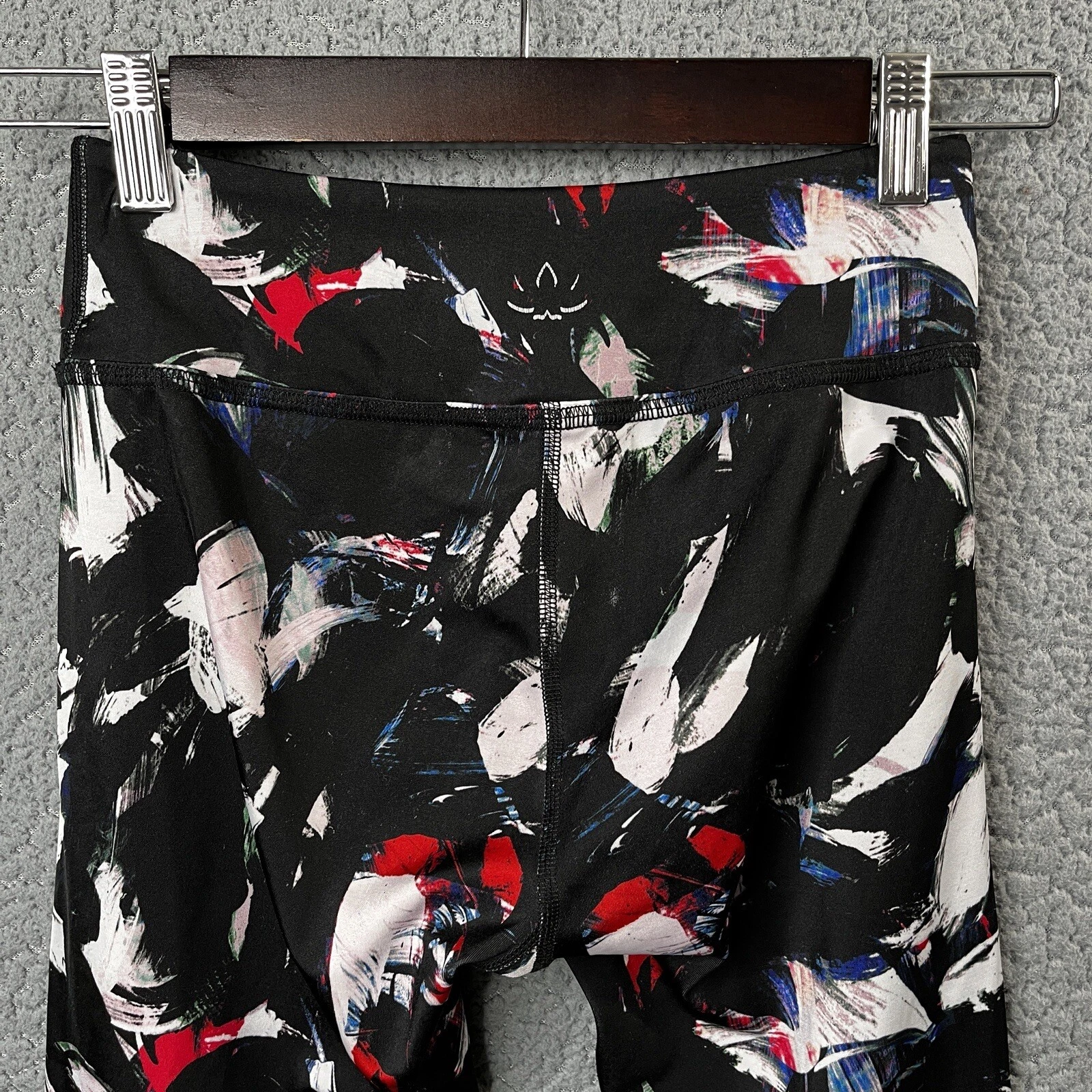 beyond-yoga geometric zkrácené atletické leggings