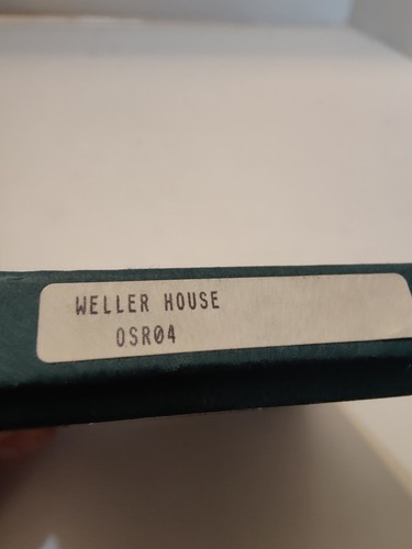 1996 Shelia's Weller House Historical Ornament, OSR04, VGC - Picture 5 of 5