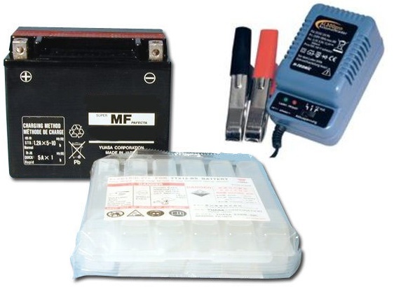 Batterie YTX9-BS sans entretien et chargeur H-Tronic pour résoudre les pannes d'hivernage