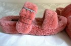 Womens UGG FUZZ YEAH Mariposa Coral Pink Sheepskin Platform Sandals Slides sz 10 — photo 2