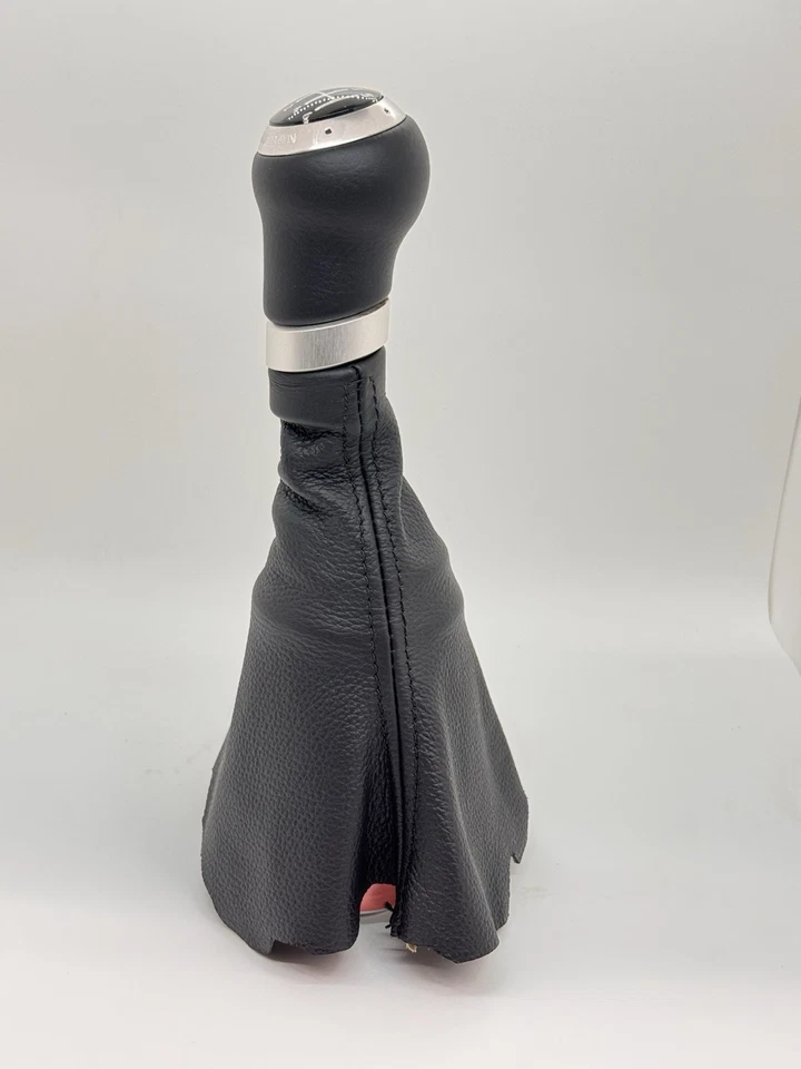 Perilla de cambio y bota de cuero para VW MK4 R32 Foto 3 de 4