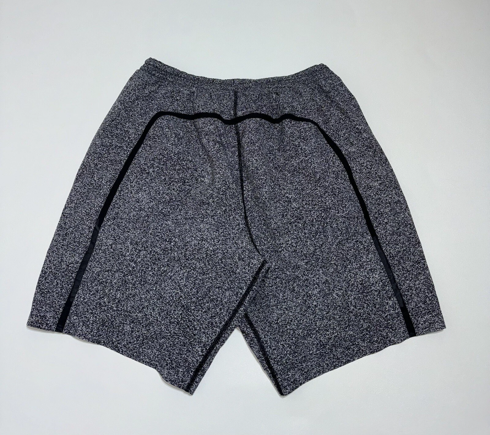 Lululemon Pace Breaker Liner Lined Short 9" Gray M7907S Men's Size Medium