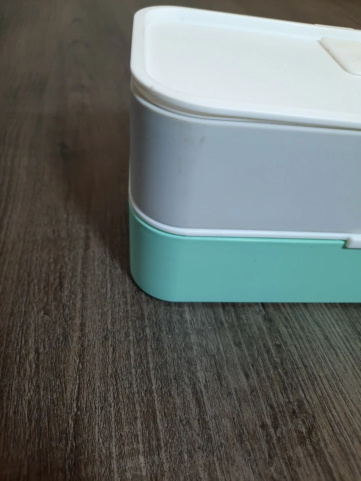 白色/蓝绿色/蒙宾托午餐盒容器 — 第 2/4 张图片
