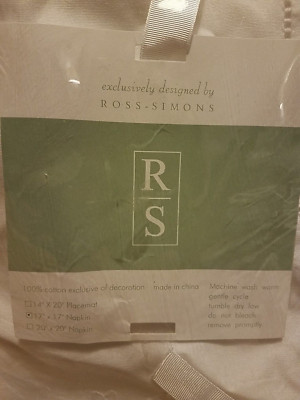 Ross-Simons Set (12) White Cotton Floral Embroidered Square 20x20 Napkin Fabric 