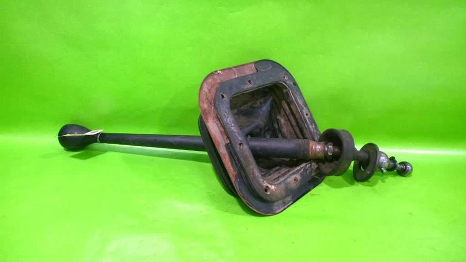88-92 SILVERADO K1500 C1500 MT 5 SPEED GETRAG SHIFT LEVER ASSEMBLY OEM 4320-5 - Image 3 of 3