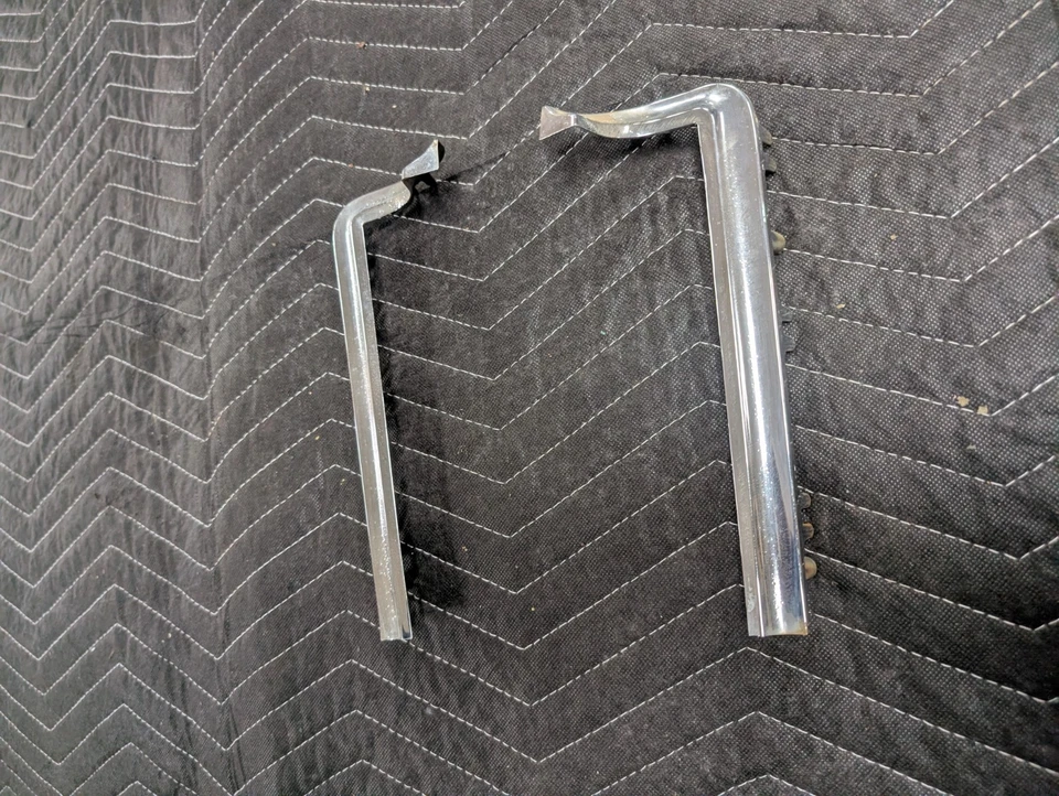 Cadillac 1966 guardabarros molduras rejilla extensión envolvente capó labio extendido Foto 4 de 4