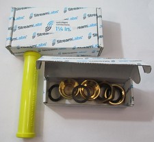 KIT INSTALLAZIONE STEAMLABS 1-1/4" FNPT PER CONTROLLO RILEVATORE PERDITE RACCORDI OTTONE