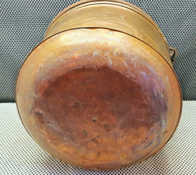 ANCIEN CHAUDRON EN Cuivre Martelé Et Rivets Anse En Fer Forgé Fin 18