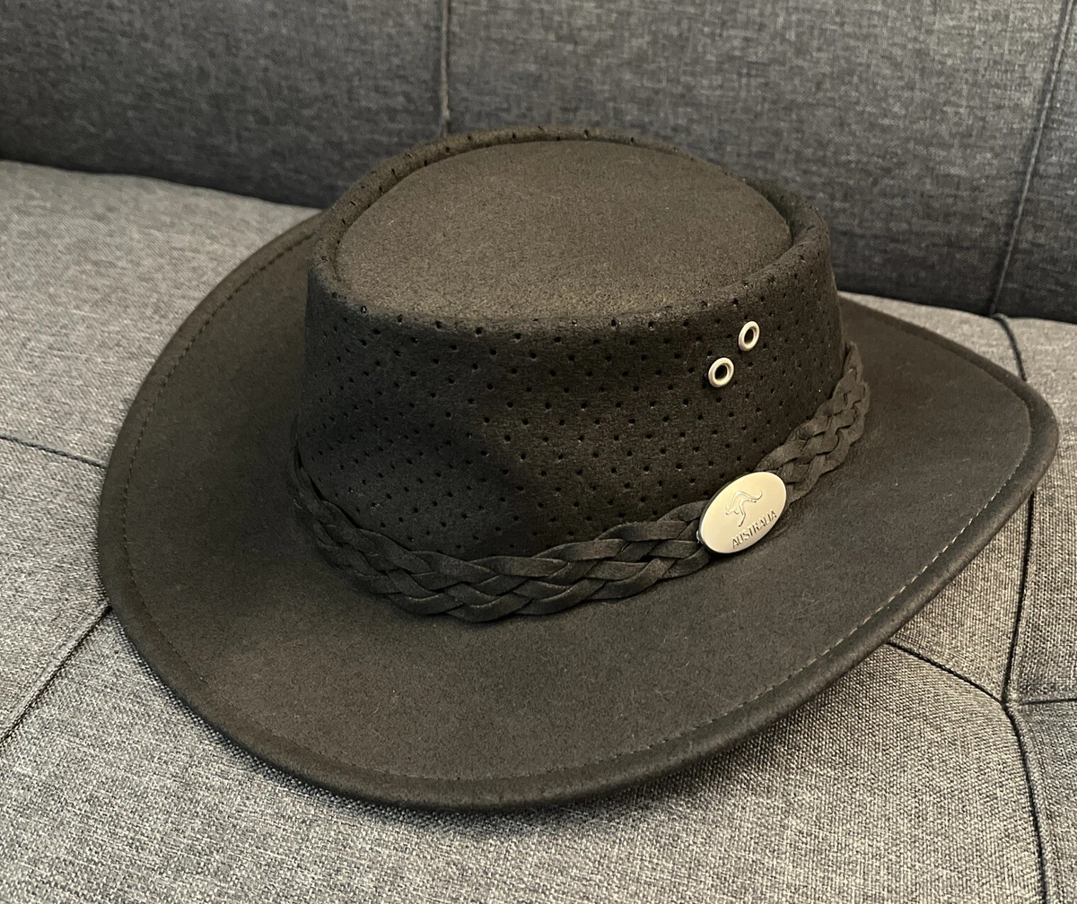 Aussie golf hotsell hat chiller