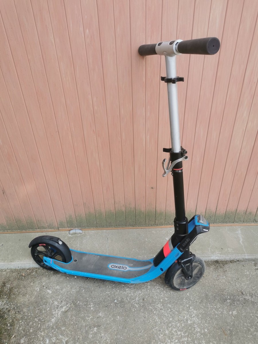 Trottinette Oxelo adulte pliable achetée chez Décathlon, bon état