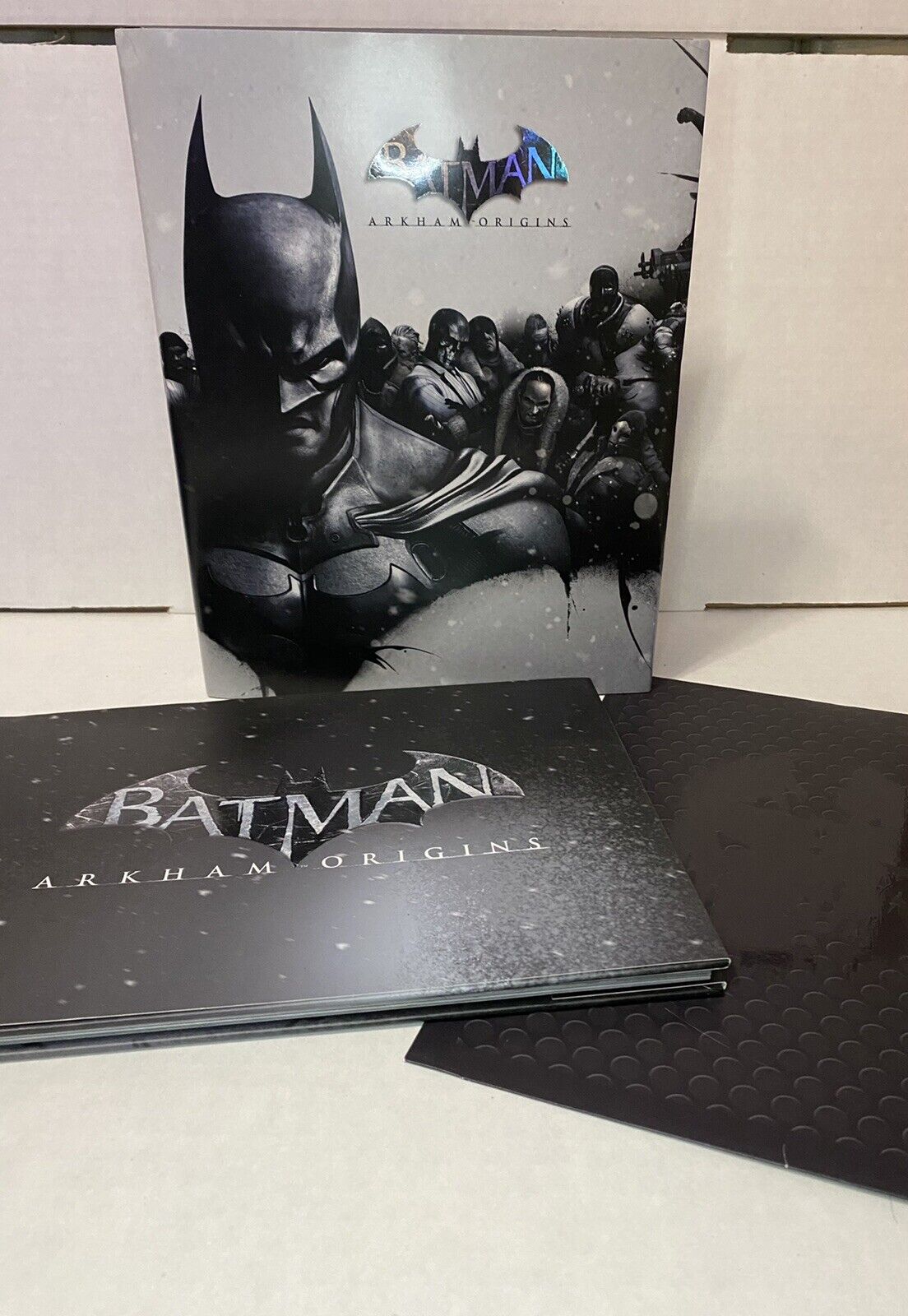 Batman Arkham Origins Strategy Guide, Artbook, And Additional Art | eBay