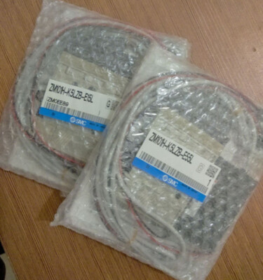 1PCS SMC ZM101H-K5LZB-E15L Vacuum Generator -New Free Shipping #SM