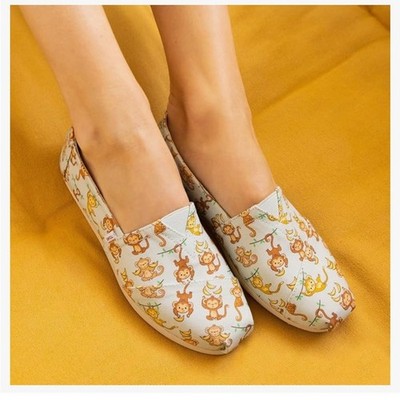 TOMS Cloudbound Blue Monkey Print Slip-On Sneakers Womens Size 7 Whimsical Shoes