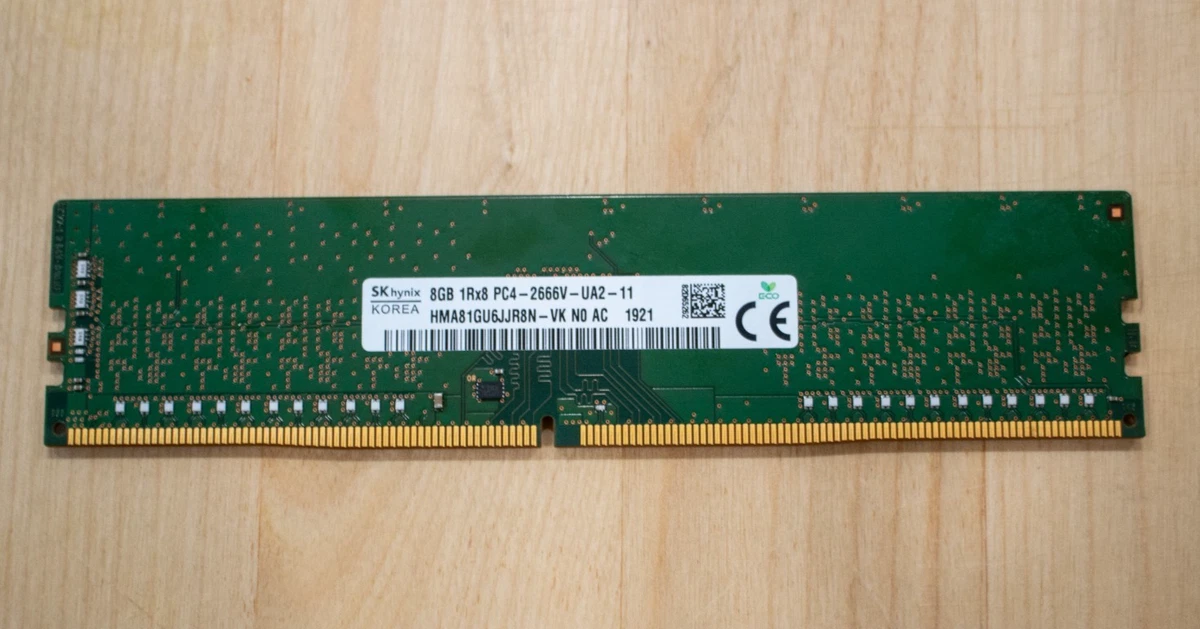 SK hynix Computer PC4-21300 (DDR4-2666) Bus Speed Memory (RAM) for