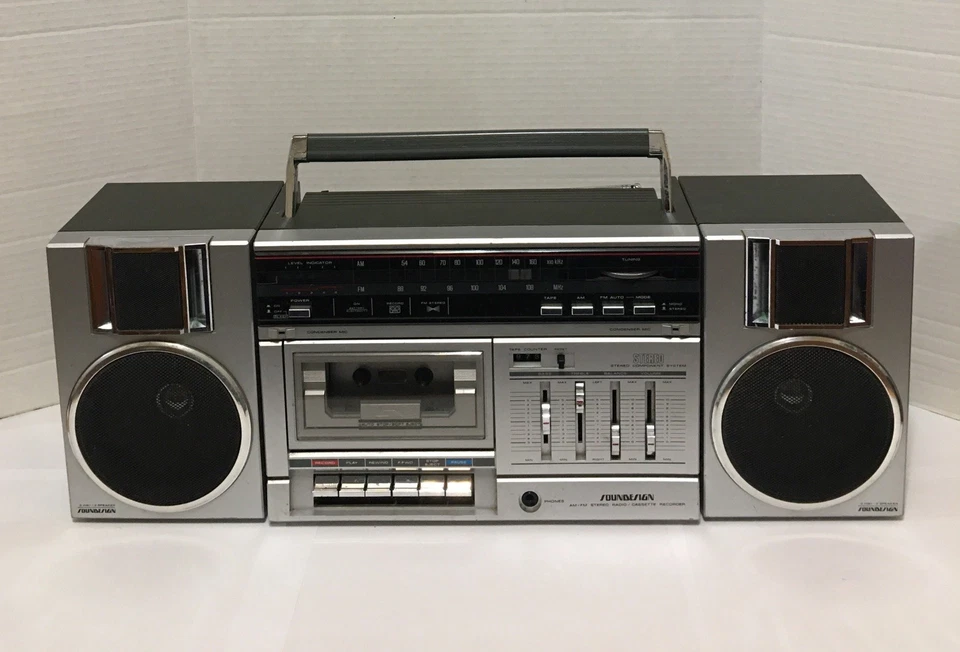 Reproductor de cinta de casete Soundesign 4649 AM/FM estéreo Boom Box probado leer Foto 2 de 4