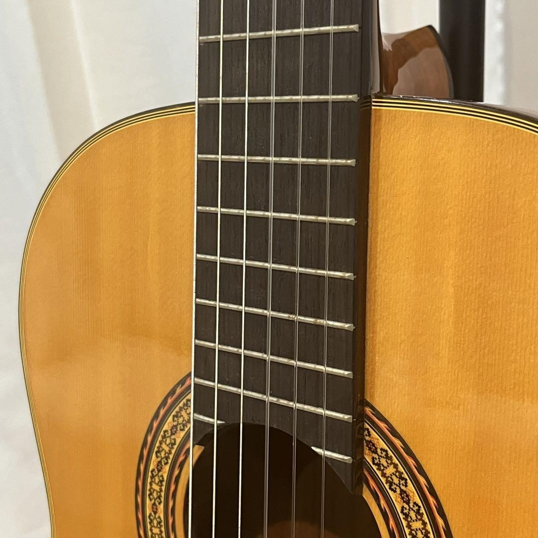 Classical Acoustic Guitar Zen-On Abe-520 70's Natural Solid Top