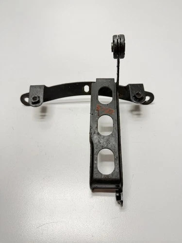 BRACKET, RADIATOR SUPPORT