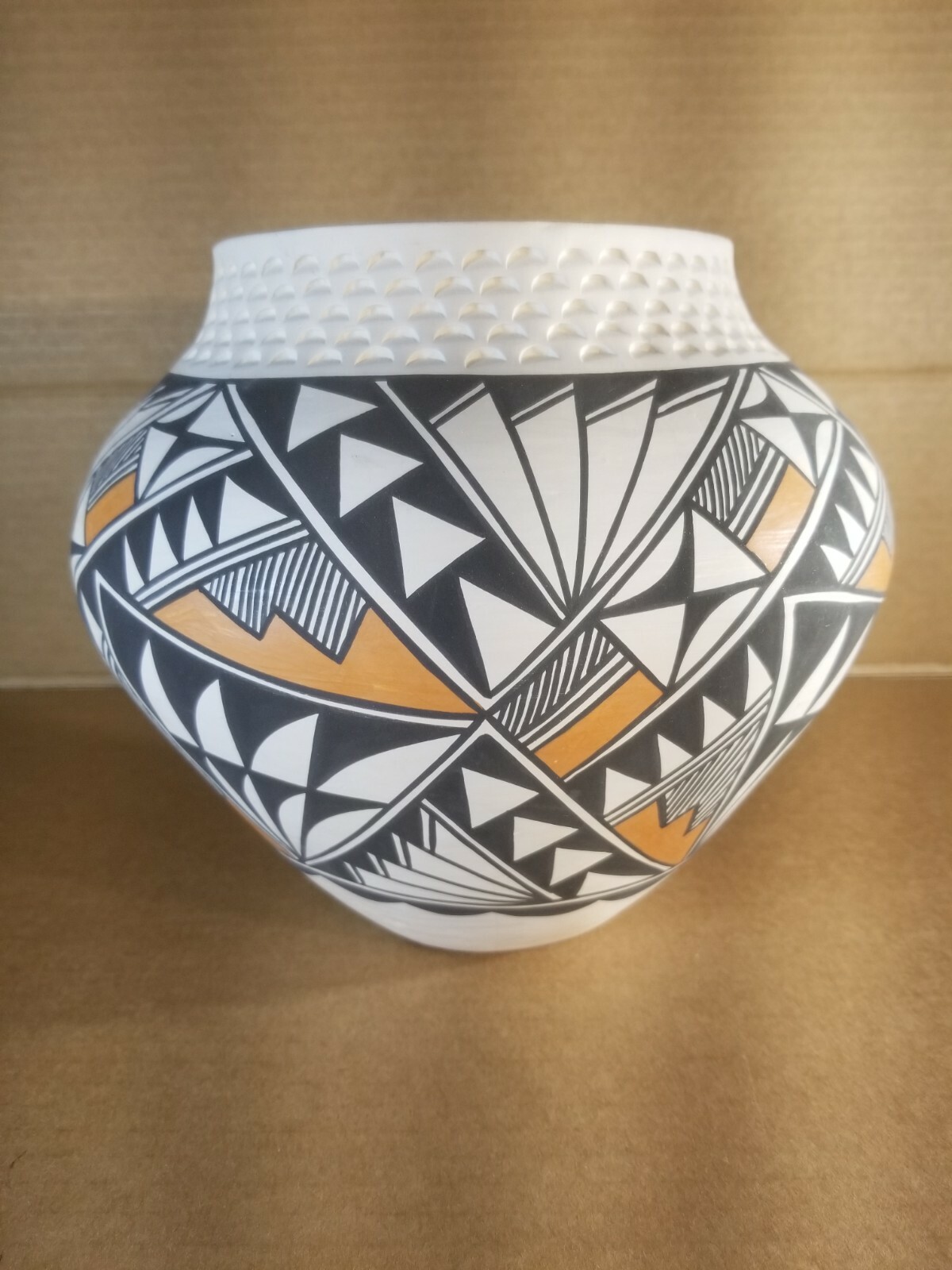 Acoma Pottery : Beautiful Native American Acoma Pottery Jar, signed B.D.  Garcia | eBay