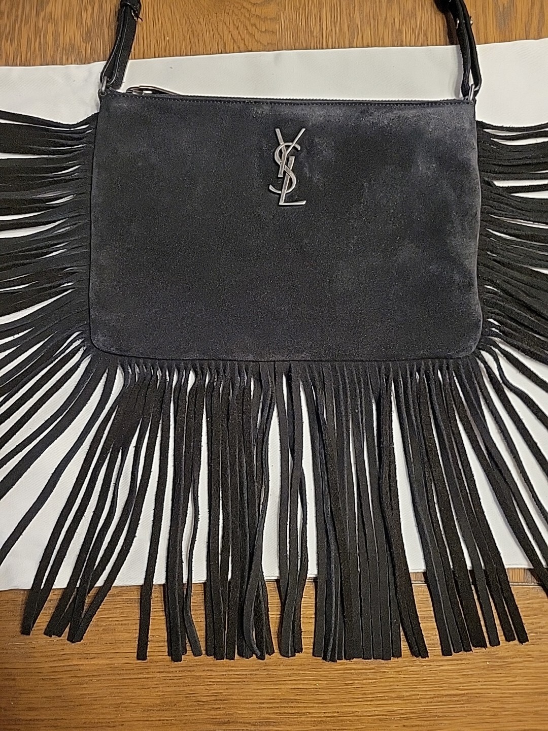 YSL Saint Laurent Borsa Scamosciato Frange Rara Colore Nero Logo Metallo Autentica Vintage