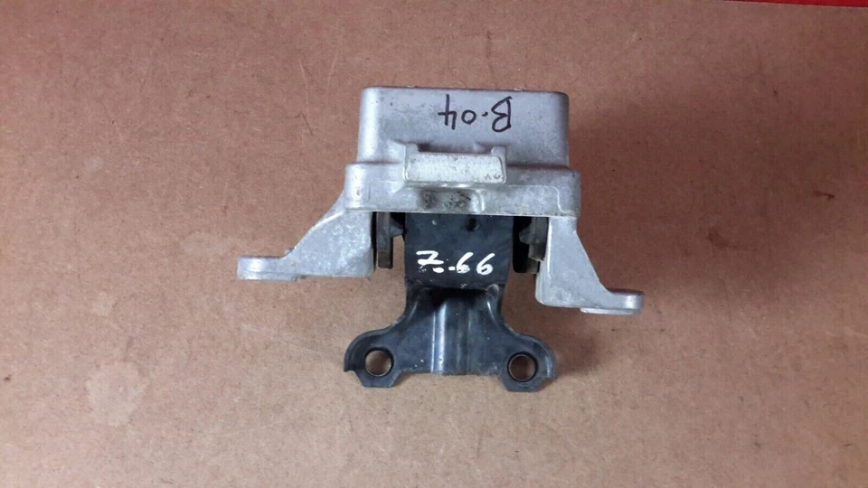 2008-2015 Mitsubishi Lancer Transmission Mount Left Side AWD OEM MN184329 Foto 4 de 4