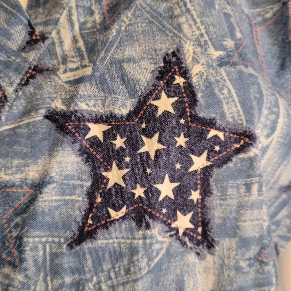 Blusa Médica Mad About Estrellas Azules Algodón Grande Gráfico Patriot Ropa de Trabajo Foto 4 de 4