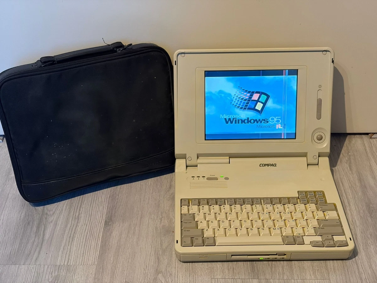 Windows 95 Sous Blister Avec AOL - Licence Neuve - Système D'exploitation Vintage