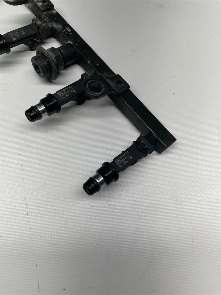 Chevrolet Aveo 2004 piezas de inyección de combustible inyector de combustible 1352500 Foto 2 de 4