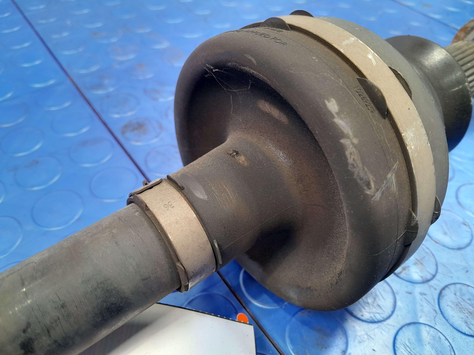 14-24 Maserati Ghibli RWD Rear CV Drive Axle Left Driver Side OEM 670104207
