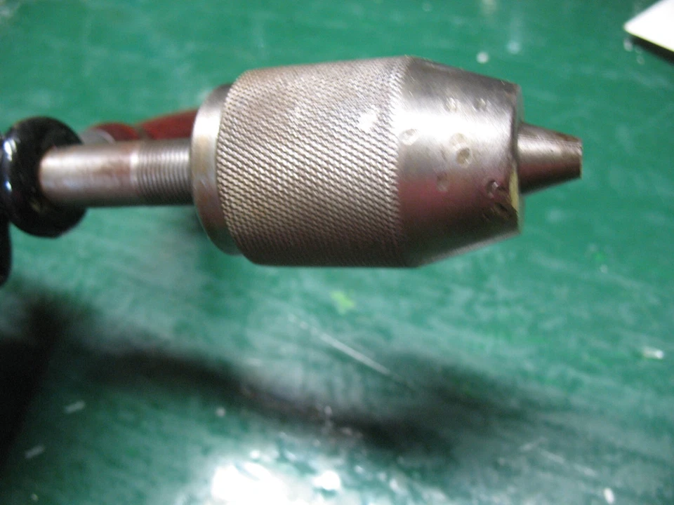 BONITO TALADRO MANIVELA HOMBRO FULTON 107.1 2 VELOCIDADES Foto 4 de 4