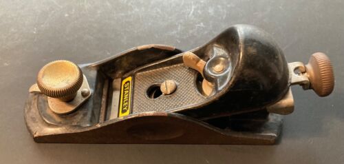 THREE Vintage STANLEY PLANES: G12-020 England, 220 USA, G12-247 England - Picture 3 of 19