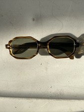 Vintage Bonjour Cool-Ray  Polaroid  160 Octagonal Sunglasses-White/Woodgrain