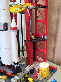 Lego City 3368 Space Center & 3365 Moon Buggy