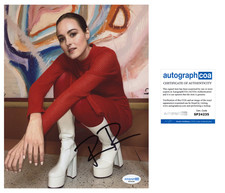 Renate Reinsve Signed Autographed SENTIMENTAL VALUE 8x10 Photo ACOA E